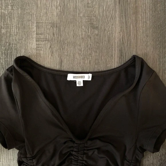 MISGUIDED BLACK RUCHED TOP - Picture 2 of 2